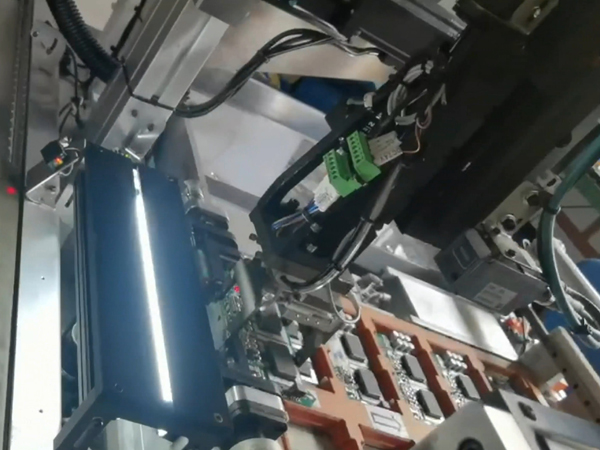 PCB���Զ���װ��